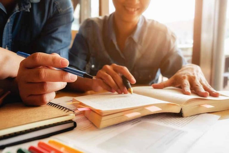 Aplicar a una beca en CEUPE y obtenerla