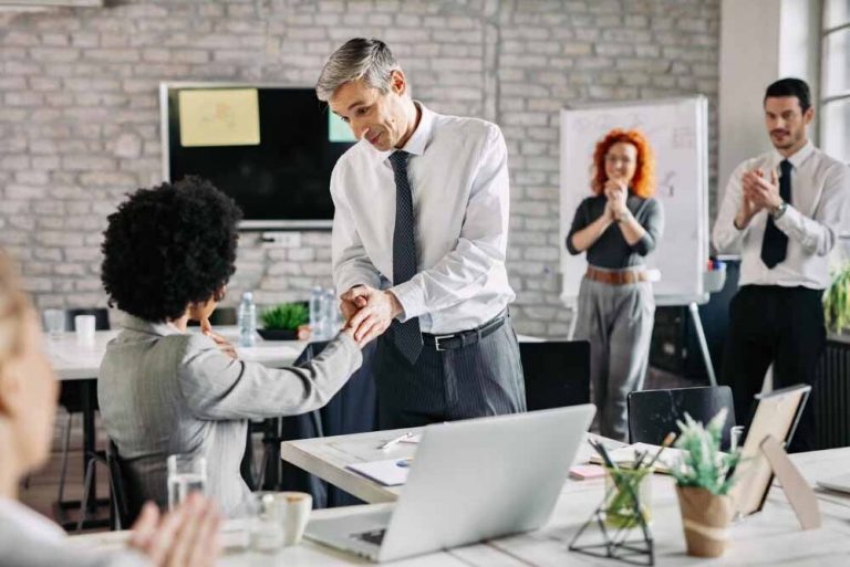 Conoce estos 9 consejos para ser un buen jefe