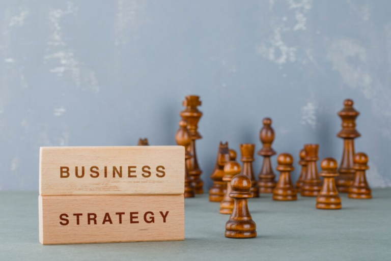 ¿Cómo elaborar estrategias competitivas?